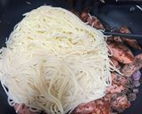 صورة لخطوة 3 من وصفة سباغيتي أو مكرونة بالهوت دوغ