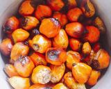 A picture of step 1 of How to extract palm oil.