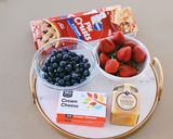 Foto del paso 1 de la receta: Postre de Frutillas 🍓🍓🫐 Una delicia