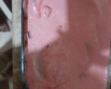 A picture of step 4 of Mango, chocolate, strawberry trifle.
