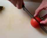 Foto del paso 3 de la receta: Sardina ahumada, encurtidos y tomate
