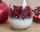 Foto del paso 2 de la receta: Avena remojada en yogur con granada