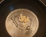 รูปขั้นตอนการทำที่ 2 ของ ฟักทองผัดไข่