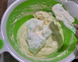 Foto langkah ke 5 dari resep Marmer cake 6 telur, Simple dan Ennakk.