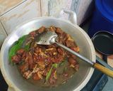 Foto langkah ke 2 dari resep Daging sapi kecap simple.