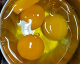 A picture of step 1 of Vegetable egg cake.