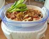 รูปขั้นตอนการทำที่ 4 ของ ไก่เห็ดเกี่ยมฉ่ายนึ่งยาจีน