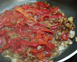Foto del paso 2 de la receta: Perca "responsable" en salsa de piquillo