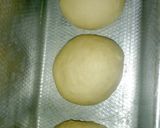 A picture of step 2 of Potato puree soft bread.