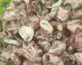Foto langkah ke 1 dari resep Nasi Goreng Hijau Cumi Asin.