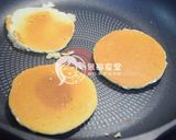 無奶無蛋無麵粉米鬆餅(Pancake)的食譜步驟7照片