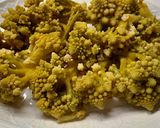 Foto del paso 1 de la receta: Romanesco con piñones