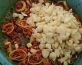 Foto del paso 8 de la receta: Taquitos de longaniza con papas y nopales
