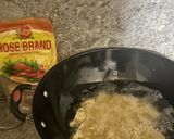 Foto langkah ke 8 dari resep Gohyong Ayam Kulit Tahu.