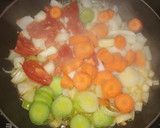 Foto del paso 1 de la receta: Merluza a la marinera