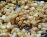 Foto del paso 3 de la receta: Empanaditas fritas de manzana 🍎🥟