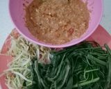 Foto langkah ke 5 dari resep Lotek Dermayu (vegetable brown souce).