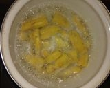 Foto langkah ke 2 dari resep Pisang Tanduk Rebus Nyemek-nyemek.