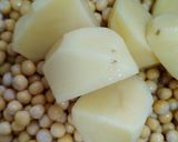 A picture of step 1 of Paani puri.