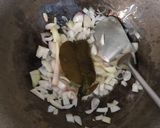 Foto langkah ke 1 dari resep Gulai Ayam Padang Bumbu Instant.