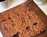 Foto langkah ke 8 dari resep Kladdkaka (Swedish Chocolate Cake).