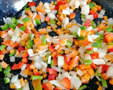 Foto del paso 3 de la receta: Arroz con tirabeques, setas y espinacas