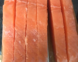 Foto del paso 3 de la receta: Salmón al horno en salsa de mostaza y miel, con berenjenas asadas