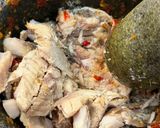 Gambar langkah 2 resipi Sambal Ikan Mangga Muda.