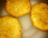 A picture of step 4 of Dahi Bhalla Chaat.