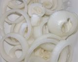 Foto langkah ke 1 dari resep Onion Ring.