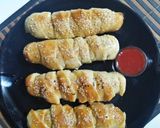 A picture of step 9 of Chicken bread roll.