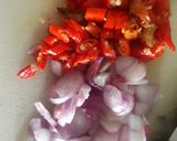 Foto langkah ke 2 dari resep Telur Ceplok Pedas.