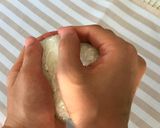 Foto del paso 4 de la receta Onigiri (bolas de arroz) por Haku de "El viaje de Chihiro"