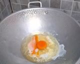 Foto langkah ke 1 dari resep Scrambled egg super simple.