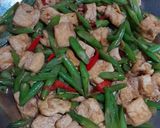 Foto langkah ke 4 dari resep Tumis Tahu Buncis.