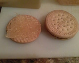 Foto del paso 2 de la receta: Galletas rellenas "Las delicias del abuelo"