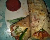 વેજ.ચીઝ ફ્રેન્કી (Veg. Cheese Frankie Recipe In Gujarati) રેસીપી સ્ટેપ6ફોટો