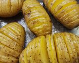 Foto del paso 3 de la receta: Papas Hasselback con salsa de queso crema y tomillo