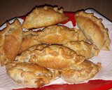 Foto del paso 4 de la receta: Empanadas de carne cortada a cuchillo (las mejores)
