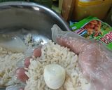 Foto langkah ke 2 dari resep Bola Bola Nasi Uduk.
