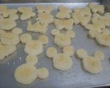 Foto langkah ke 4 dari resep Kastengel roti keju KW superb.