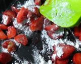 A picture of step 2 of Very easy recipe of strawberry jam.