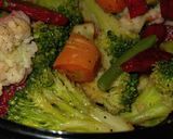 A picture of step 4 of Healthy vegetable Salad.