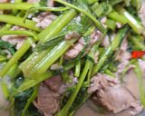 空心菜炒牛肉片的食譜步驟3照片