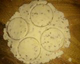 A picture of step 2 of Zeera biscuits.