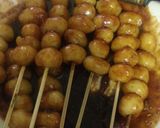 Foto langkah ke 7 dari resep Sate Cilok Bakar Teflon.