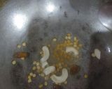 A picture of step 1 of Tamarind chutney pulao.