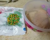 A picture of step 1 of Italian chicken & Veg Pasta.