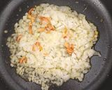 Foto del paso 1 de la receta: Arroz a la paella con Panceta y Piquillos a la Brasa