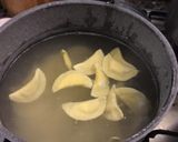 Foto del passaggio 6 della ricetta Lunette di ricotta al profumo di limone a burro e salvia